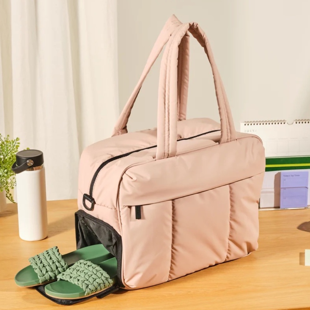 CALPAK Luka Duffel in Rose Quartz